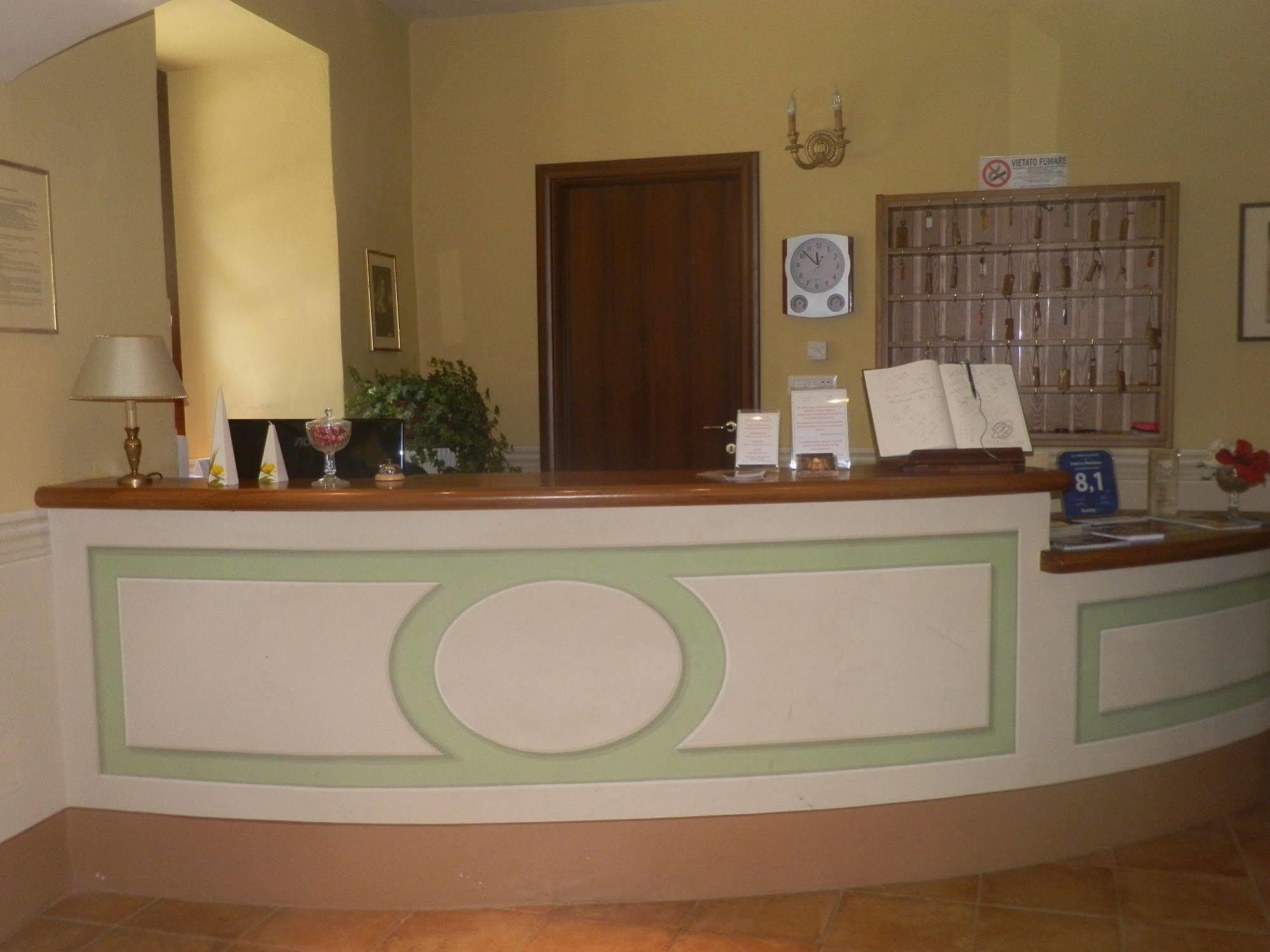Hotel La Meridiana Acqui Terme Exterior foto